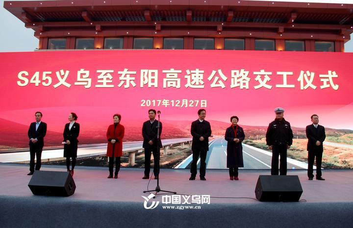 最新五大科技前沿揭秘，带你领略BT技术的魅力！