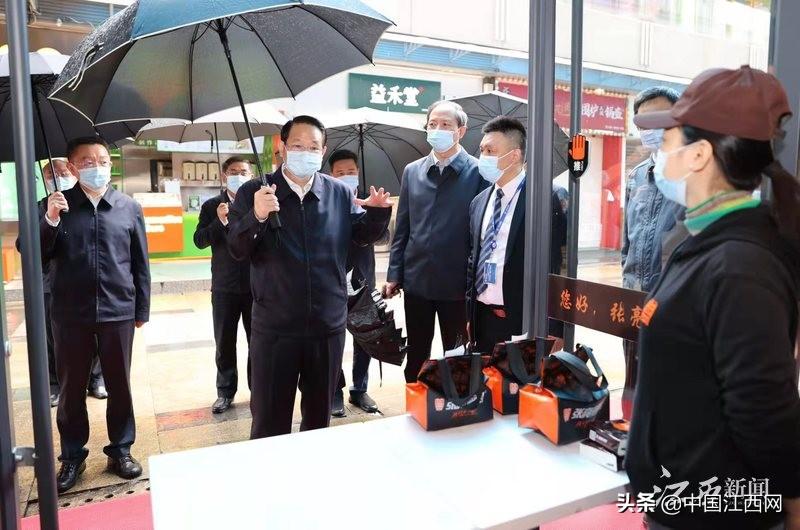 易炼红最新消息及小巷奇遇记揭秘
