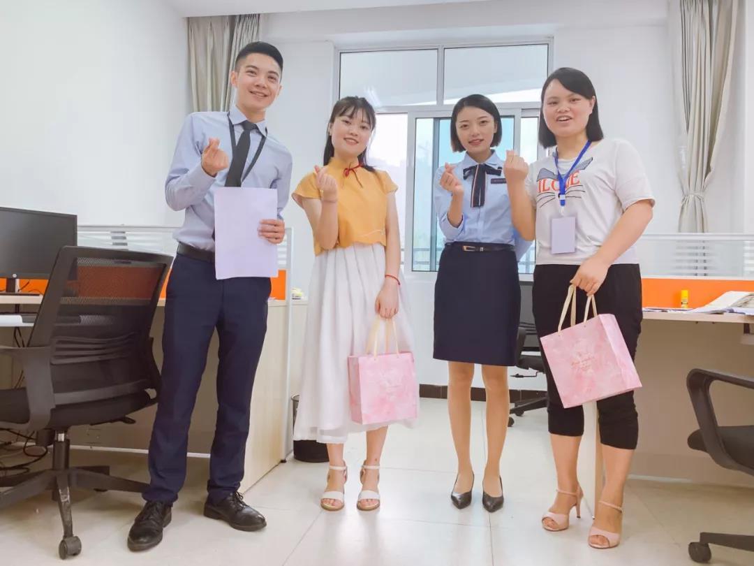 秋老师最新自然探索之旅，追寻内心平静的奇妙旅程
