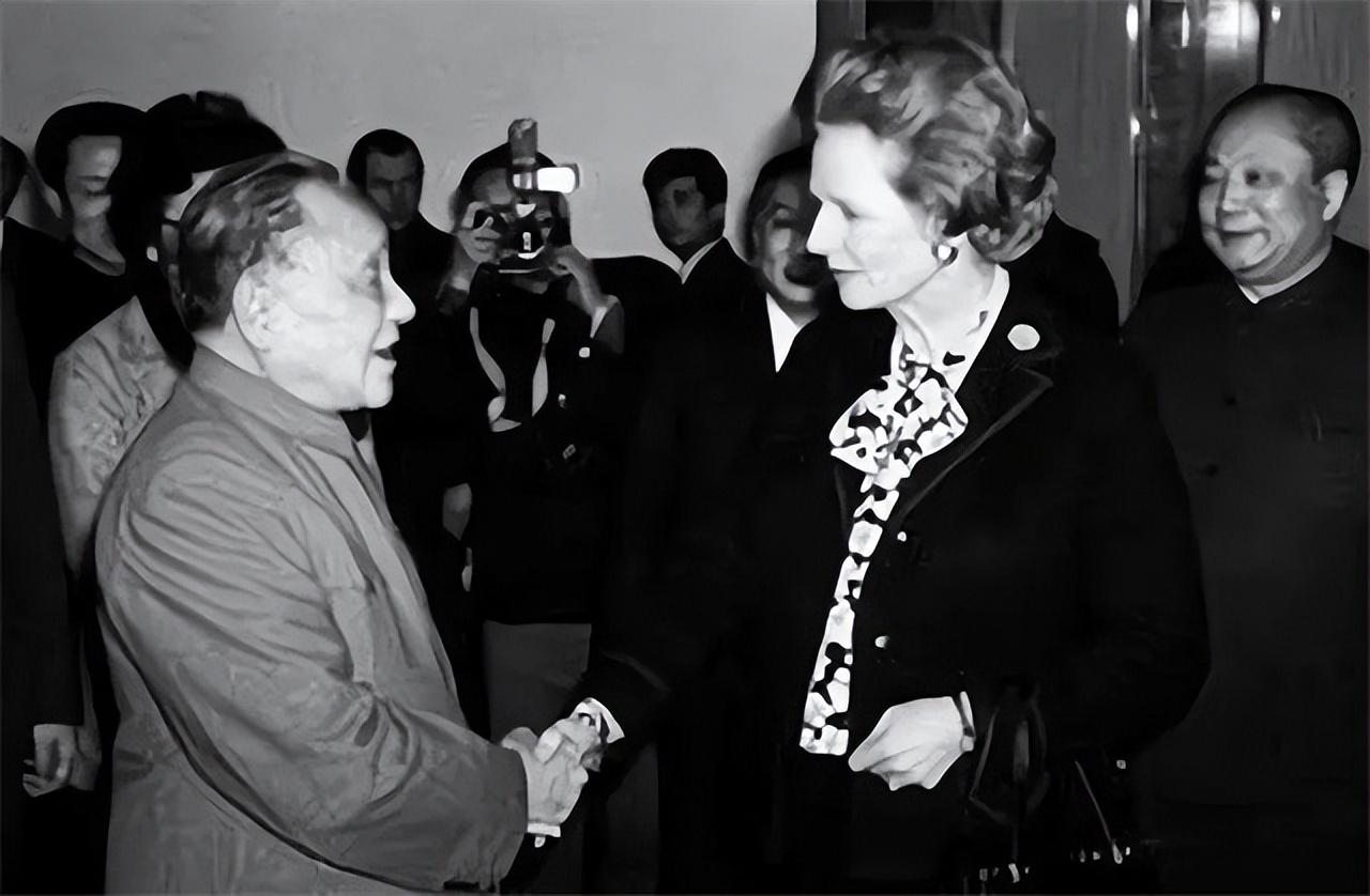 英国回国最新动态，小巷深处的独特风味探秘